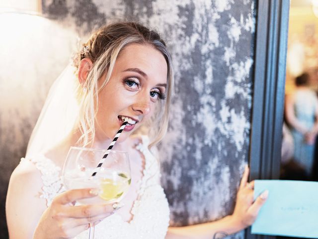 Sam and Kirsty's Wedding in Kingston Upon Hull, East Riding of Yorkshire 106