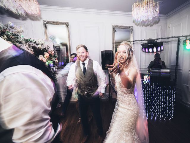 Sam and Kirsty's Wedding in Kingston Upon Hull, East Riding of Yorkshire 117