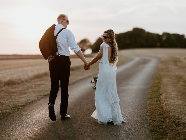 Josh and Beth&apos;s Wedding in Tetbury, Gloucestershire 48