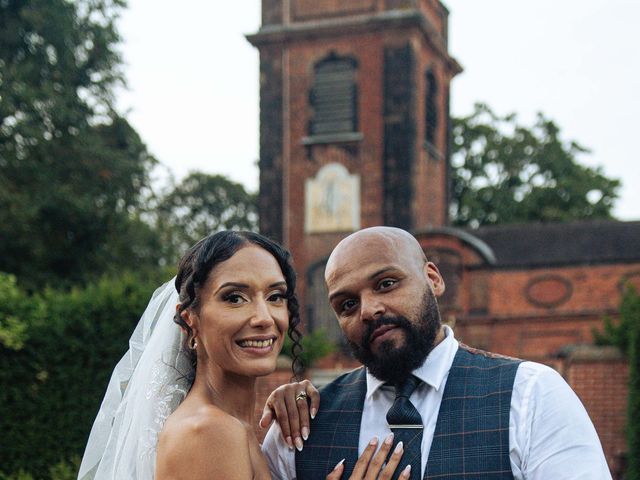 Dwayne and Louise&apos;s Wedding in Castle Bromwich, West Midlands 24