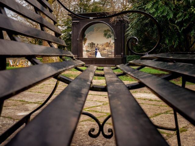 Kieron and Leanne&apos;s Wedding in Salisbury, Wiltshire 32