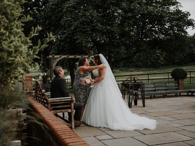 Lucy and Mike&apos;s Wedding in Calne, Wiltshire 84