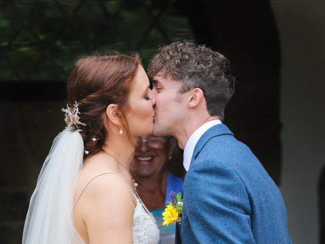Scott and Hayley&apos;s Wedding in Sharpthorne, West Sussex 111