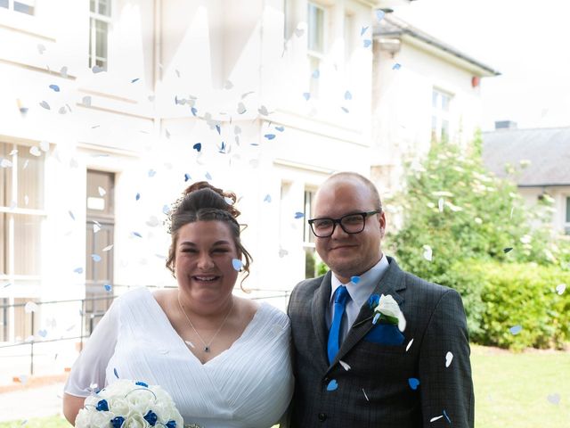 Luke and Hannah&apos;s Wedding in Leicester, Leicestershire 4