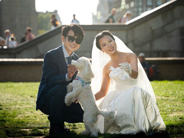 Mrs Wang and Mr Wang's Wedding in London Bridge, East Central London 11