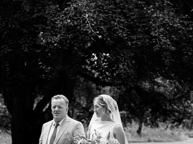 Fionamay and Drin's Wedding in St.Andrews, Fife &amp; Angus 28