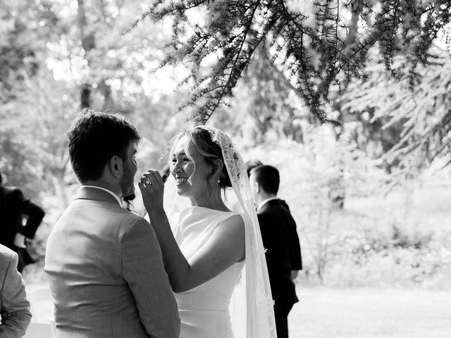 Fionamay and Drin's Wedding in St.Andrews, Fife &amp; Angus 32