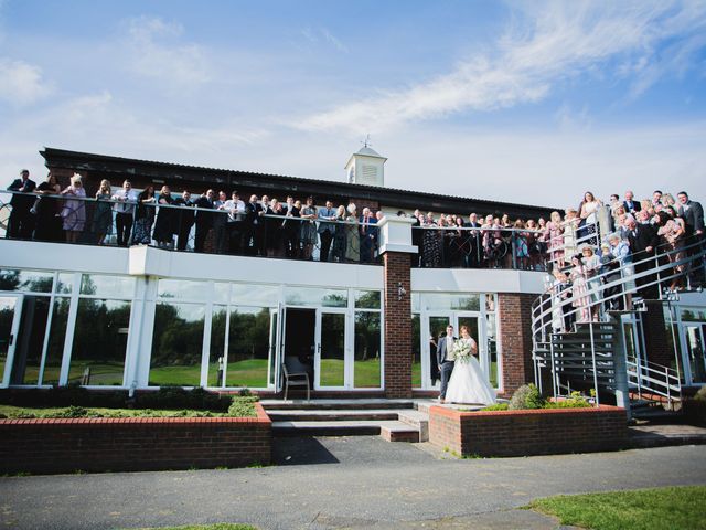 Brian and Victoria&apos;s Wedding in Formby, Merseyside 4