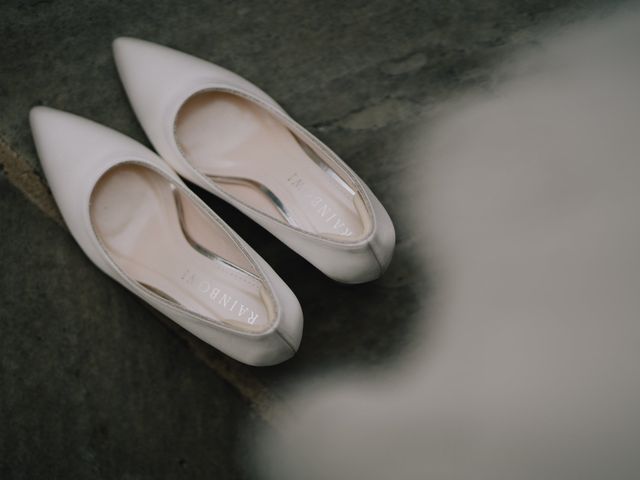 Diana and Hugh's Wedding in Gloucester, Gloucestershire 5