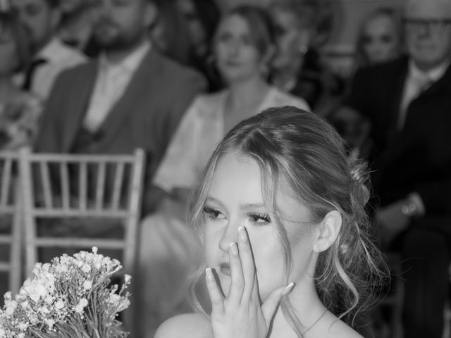 ashley and leanne's Wedding in Liverpool, Merseyside 16