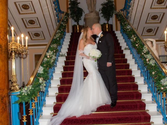 ashley and leanne's Wedding in Liverpool, Merseyside 19
