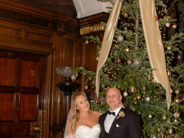 ashley and leanne's Wedding in Liverpool, Merseyside 20