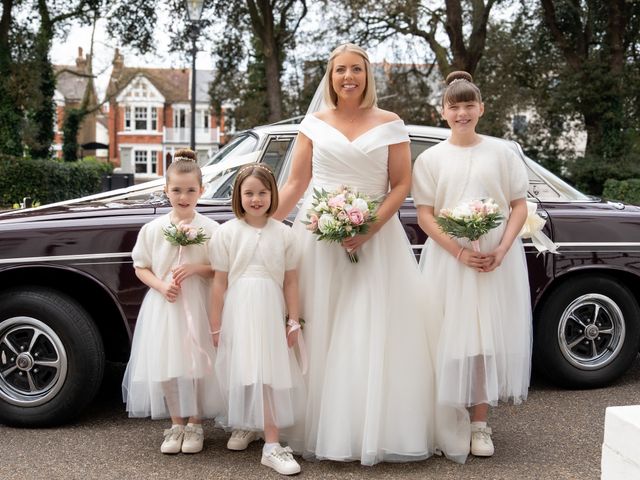 Greg and Siân's Wedding in Broadstairs, Kent 5