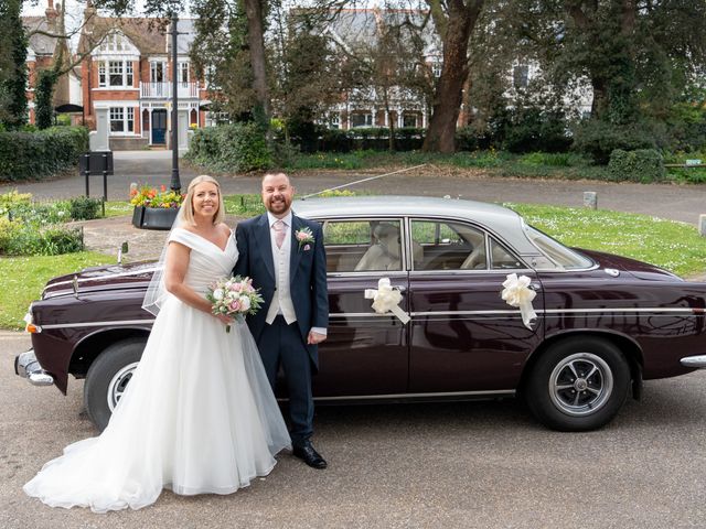 Greg and Siân's Wedding in Broadstairs, Kent 16