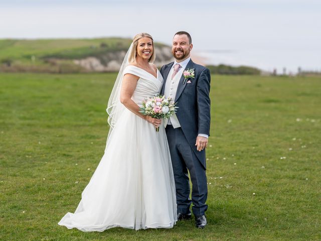 Greg and Siân's Wedding in Broadstairs, Kent 20