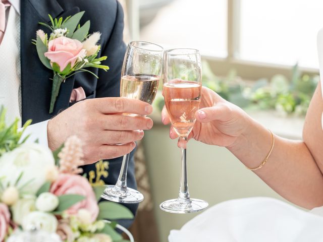 Greg and Siân's Wedding in Broadstairs, Kent 24