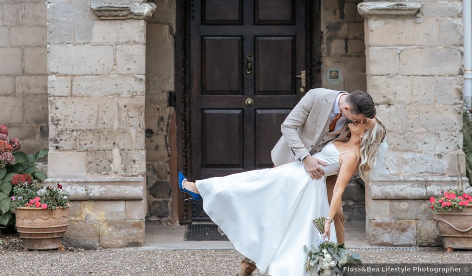 Millie and Simon's Wedding in Warwick, Warwickshire