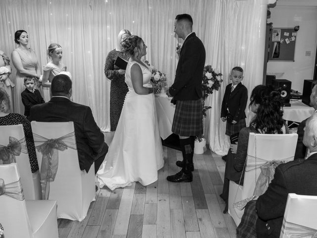 Shael and Vicki&apos;s Wedding in Arbroath, Fife &amp; Angus 7