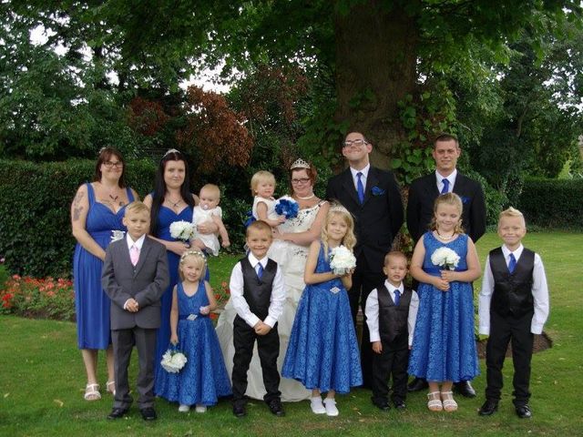 Sam and Kirsty&apos;s Wedding in Loughborough, Leicestershire 3