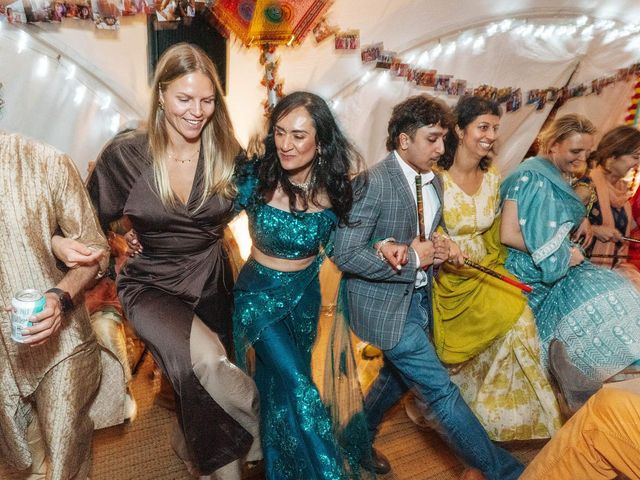 Jurg and Bjavna's Wedding in Clevedon, Bristol 28