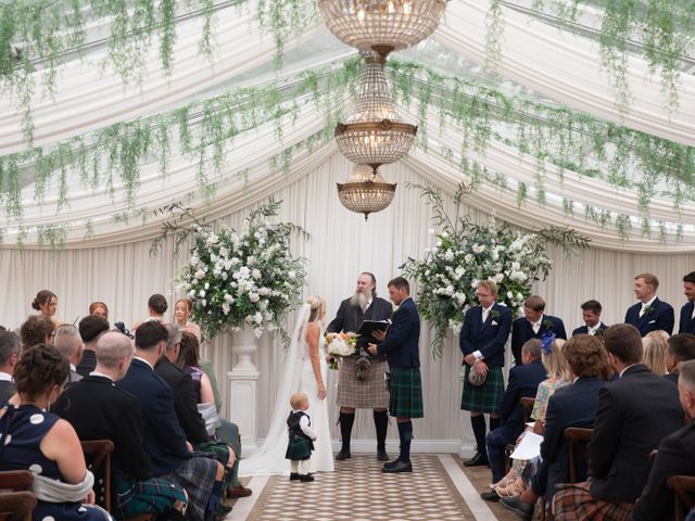 Robbie and Lauren's Wedding in Biggar, Central &amp; Glasgow 10