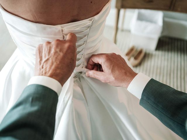 Steve and Anna's Wedding in Christchurch, Dorset 14