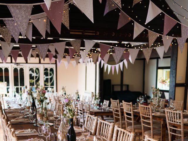 Tom and Gemma's Wedding in Dunstable, Bedfordshire 3