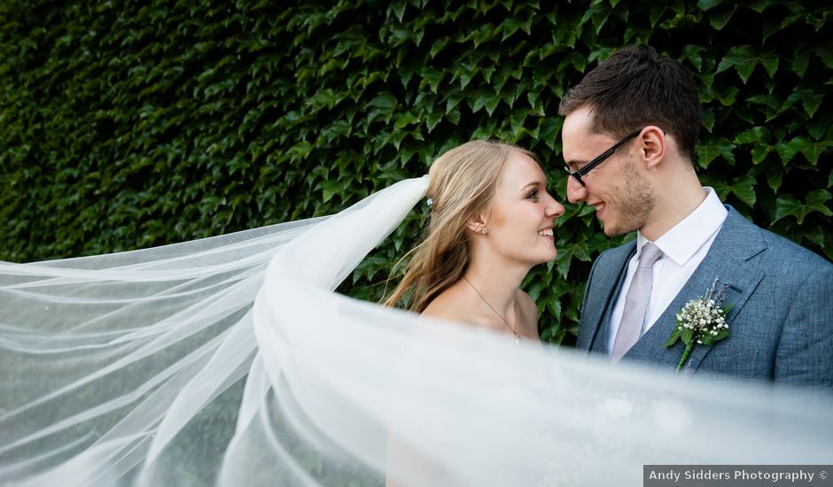 Joe and Jen's Wedding in Maidenhead, Berkshire