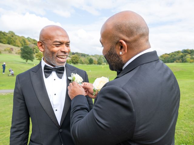 Michelle and Gary's Wedding in Woldingham, Surrey 5