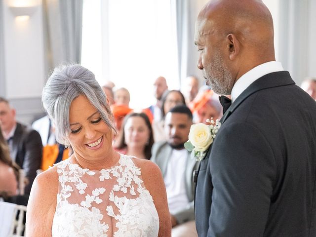 Michelle and Gary's Wedding in Woldingham, Surrey 12
