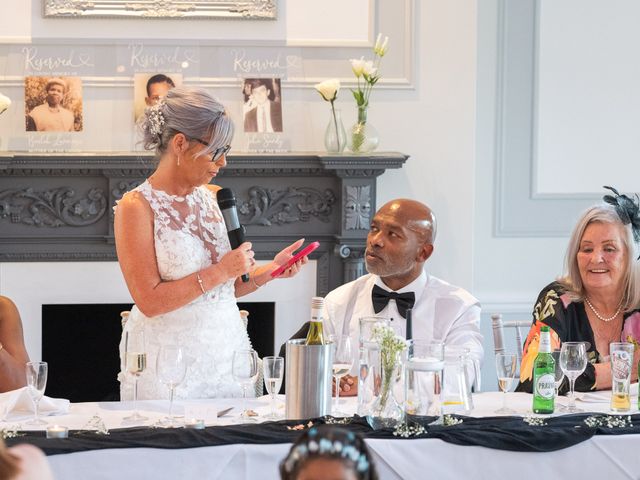 Michelle and Gary's Wedding in Woldingham, Surrey 29