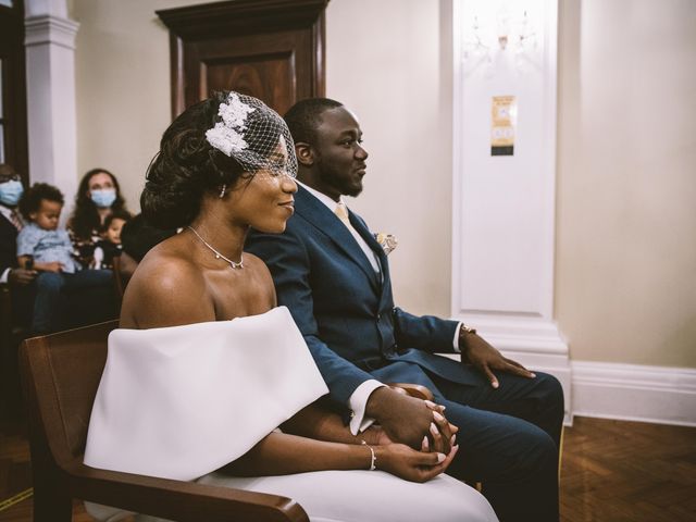 Yinka and Teddy&apos;s Wedding in Chelsea, South West London 34