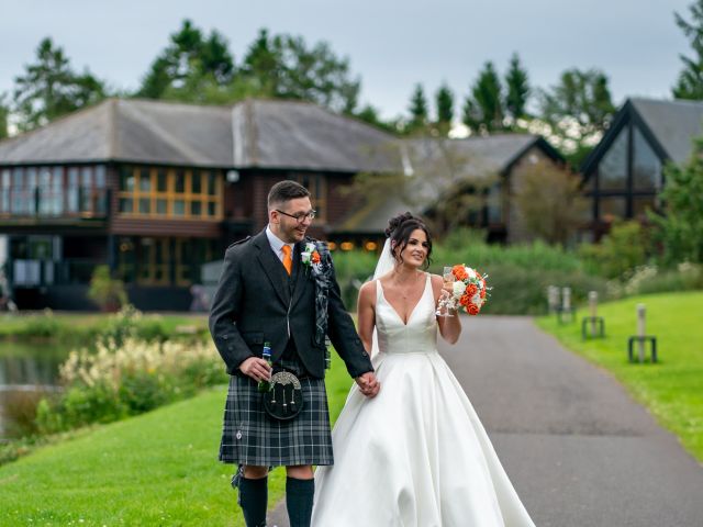 Euan and Amy&apos;s Wedding in Dundee, Fife &amp; Angus 3