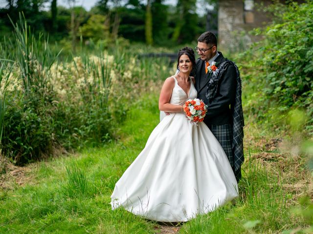 Euan and Amy&apos;s Wedding in Dundee, Fife &amp; Angus 4