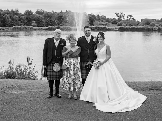 Euan and Amy&apos;s Wedding in Dundee, Fife &amp; Angus 8