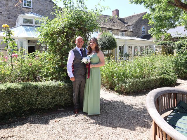 Lucy and Neil&apos;s Wedding in Oakham, Rutland 42