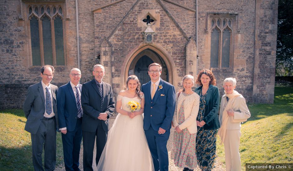 Kathryn and Nathan's Wedding in Swindon, Wiltshire