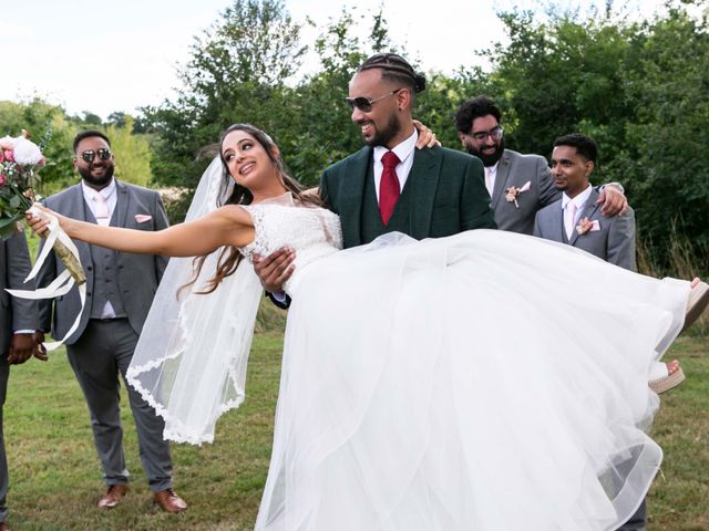 Ricardo and Hayley&apos;s Wedding in Reigate, Surrey 23