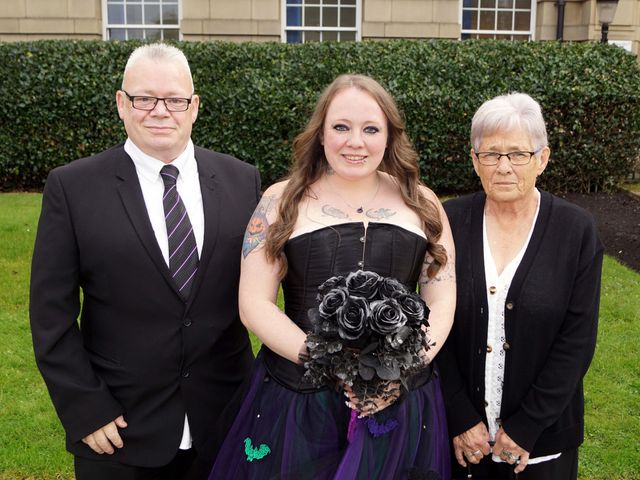 Lee and Carianne&apos;s Wedding in Bury, Greater Manchester 31