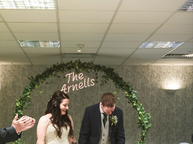 Natalie and Jamie&apos;s Wedding in Willerby, East Riding of Yorkshire 10