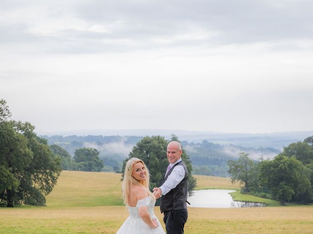 Gavin and Joanna&apos;s Wedding in Wadhurst, East Sussex 201