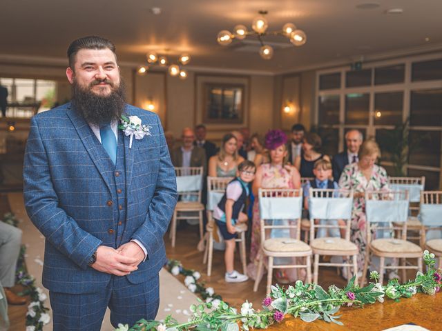 Kyle and Laura&apos;s Wedding in Walsall, West Midlands 18