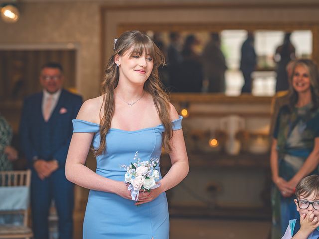 Kyle and Laura&apos;s Wedding in Walsall, West Midlands 19