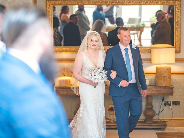 Kyle and Laura&apos;s Wedding in Walsall, West Midlands 23