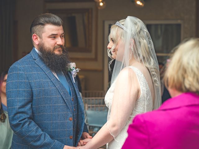 Kyle and Laura&apos;s Wedding in Walsall, West Midlands 25