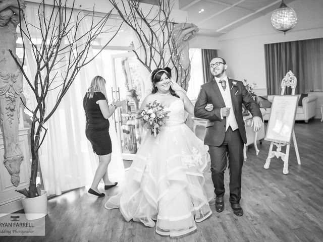 Andrew and Lisa&apos;s Wedding in Cheltenham, Gloucestershire 19