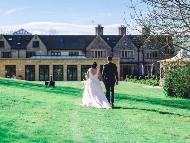 Thomas and Jenny&apos;s Wedding in Purton, Wiltshire 15