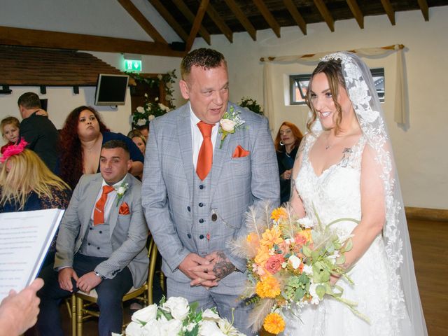 Natalie and Paul&apos;s Wedding in Burnham, Buckinghamshire 10