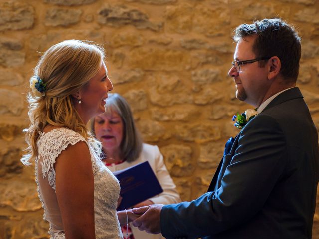 Martin and Melanie&apos;s Wedding in Buckingham, Buckinghamshire 12