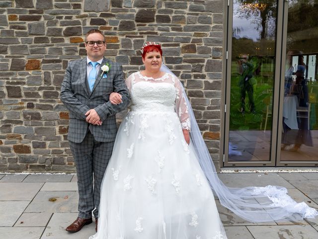 Suzanne and Simon's Wedding in Bristol City, Bristol 2